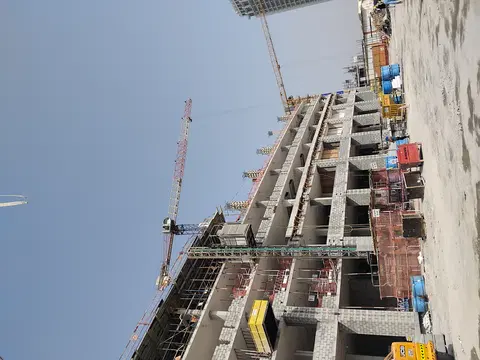 Ход строительства 11 Hills Park, Dubai Science Park — 22 июля 2025, готовность 26.31%, снимок 2 из 6