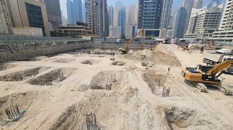Marina Cove, Dubai Marina construction progress — 1 October 2026, 5.68% complete, photo 3 of 3