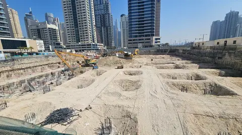 Marina Cove, Dubai Marina construction progress — 1 October 2026, 5.68% complete, photo 2 of 3