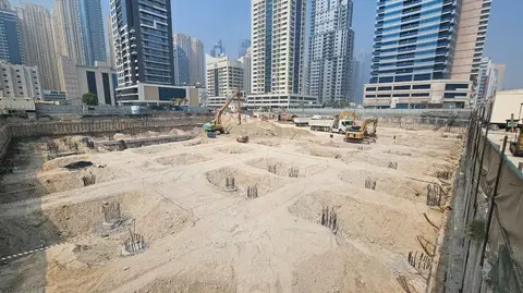Marina Cove, Dubai Marina construction progress — 1 October 2026, 5.68% complete, photo 1 of 3