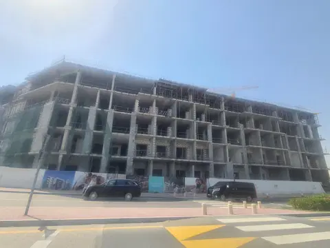 Ход строительства Mirdif Hills - Asayel Avenue, Mirdif Hills — 8 мая 2026, готовность 33,08%, снимок 4 из 12