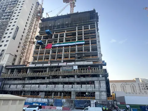 Binghatti Twilight, Al Jaddaf construction progress — 30 April 2026, 32.01% complete, photo 2 of 5