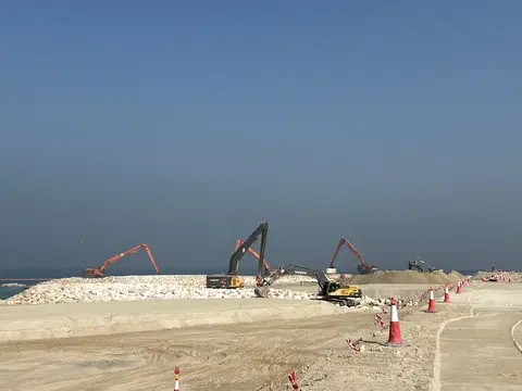 Ход строительства Jumeirah Residences Asora Bay, La Mer — 23 февраля 2026, готовность 4,01%, снимок 3 из 4
