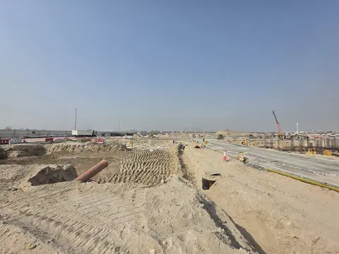 Nad Al Sheba Gardens Phase 7, Nad Al Sheba 1 construction progress — 12 August 2026, 4.01% complete, photo 4 of 6