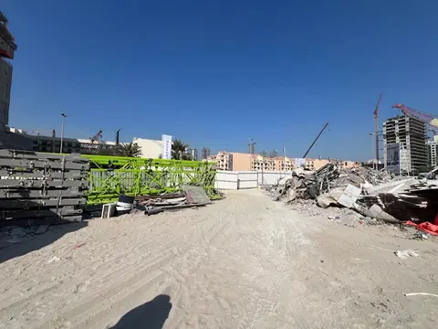 Vivanti Residences, JVC District 11 construction progress — 6 February 2025, 0.02% complete, photo 1 of 2