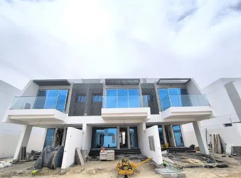 Ход строительства South Park Residences By Wellington, Saih Shuaib 2 — 24 апреля 2026, готовность 82.48%, снимок 5 из 6