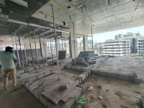 Floarea Grande, Arjan construction progress — 6 May 2026, 33.98% complete, photo 2 of 9