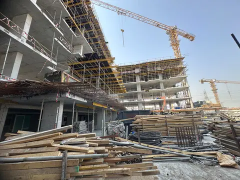 Ход строительства Sola Residences, Al Furjan — 28 июля 2026, готовность 23,58%, снимок 1 из 5