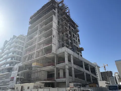 Ход строительства Onaya Residences By Kaya, Jumeirah Garden City — 19 февраля 2026, готовность 37,72%, снимок 3 из 7