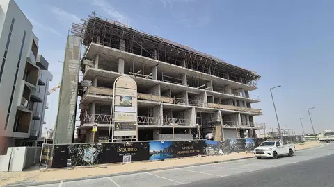 Bling Avenue 1, Dubai South Residential District construction progress — 17 July 2025, 36.79% complete, photo 4 of 6