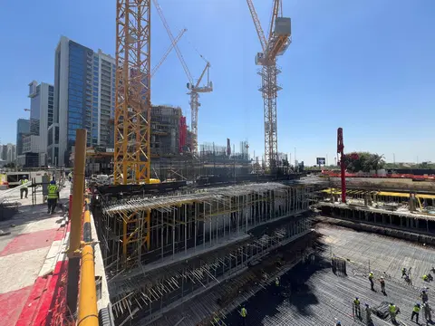 Binghatti Aquarise, Business Bay construction progress — 14 May 2026, 21.04% complete, photo 2 of 4