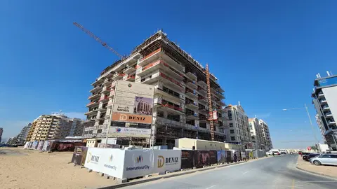 Ход строительства 08 Life Residences, International City 2 — 22 декабря 2025, готовность 35.82%, снимок 5 из 12