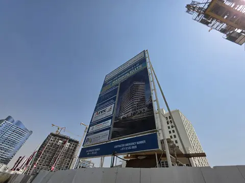 Floarea Oasis, DubaiLand Residence Complex construction progress — 15 September 2026, 12.63% complete, photo 4 of 4