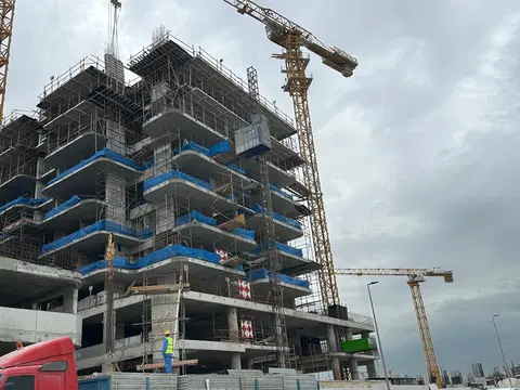 Ход строительства Sunset Bay 3, Dubai Islands — 23 марта 2026, готовность 22.73%, снимок 7 из 11