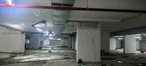 Ход строительства Tomorrow Commercial Tower, Dubai International City — 15 апреля 2026, готовность 33,21%, снимок 7 из 8