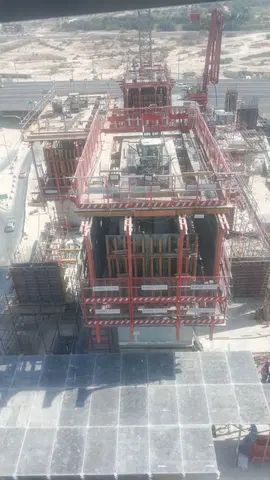 Azizi Riviera 49, Azizi Riviera construction progress — 8 April 2025, 28.66% complete, photo 1 of 5