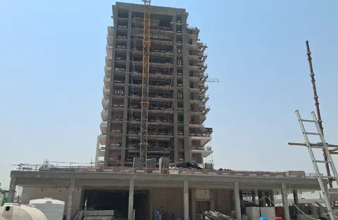 Ход строительства Azizi Riviera 49, Azizi Riviera — 7 августа 2026, готовность 54,40%, снимок 4 из 9