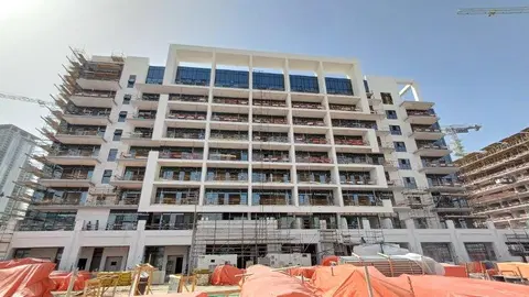 Azizi Riviera 55, Azizi Riviera construction progress — 8 April 2025, 53.45% complete, photo 2 of 6