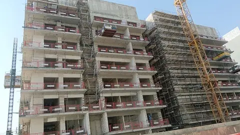 Azizi Riviera 60, Azizi Riviera construction progress — 12 September 2025, 54.34% complete, photo 7 of 10