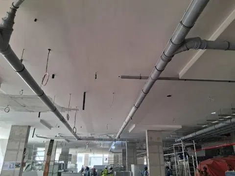 Azizi Riviera 62, Azizi Riviera construction progress — 12 September 2025, 56.60% complete, photo 5 of 14