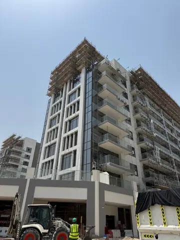 Ход строительства Azizi Riviera 62, Azizi Riviera — 30 июля 2026, готовность 90,80%, снимок 8 из 10