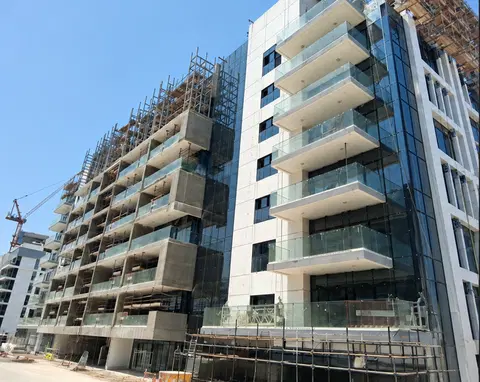 Ход строительства Azizi Riviera 62, Azizi Riviera — 30 июля 2026, готовность 90,80%, снимок 2 из 10