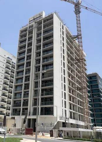 Ход строительства Dalmore Tower, DubaiLand Residence Complex — 19 мая 2026, готовность 86,78%, снимок 8 из 9