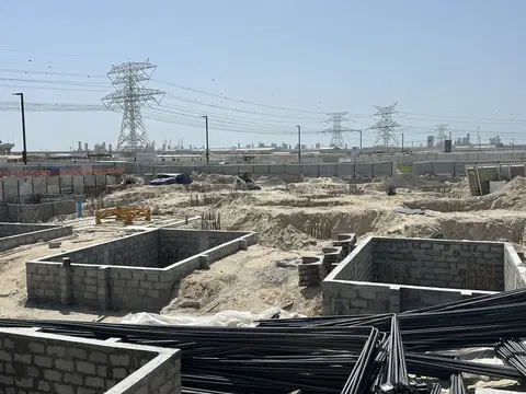 Hills View At Wasl Gate, Al Furjan construction progress — 1 June 2026, 3.89% complete, photo 3 of 10