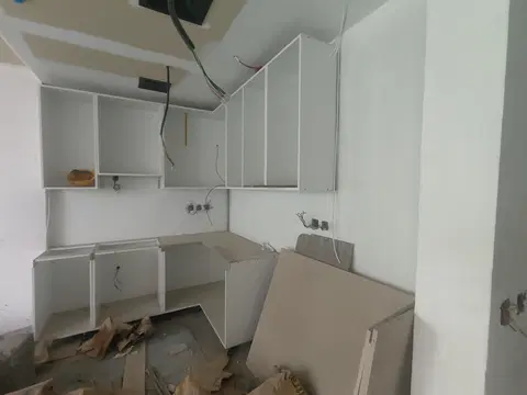 Ход строительства Zenith Tower J1, Jumeirah Village Circle — 4 августа 2026, готовность 72,24%, снимок 2 из 14
