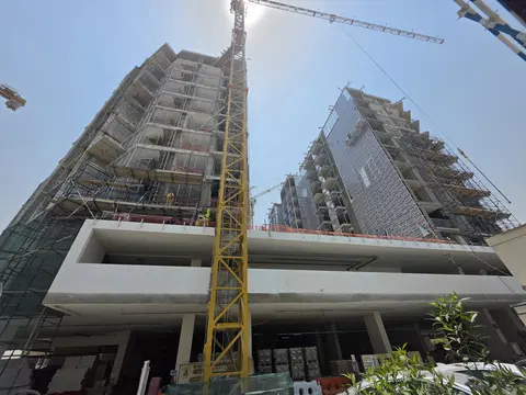 Ход строительства Roof Comfort, DubaiLand Residence Complex — 28 июля 2026, готовность 50,21%, снимок 7 из 10
