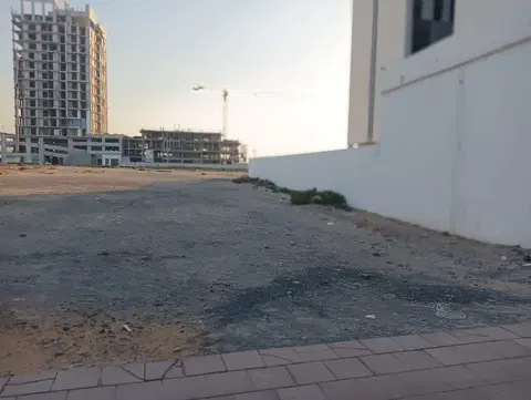 Ход строительства Aark Terraces, DubaiLand Residence Complex — 30 апреля 2025, готовность 0.00%, снимок 2 из 2