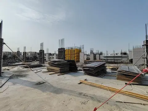 Ход строительства Longford Residences By Devan Real Estate Development, Dubai International City — 25 марта 2026, готовность 12.28%, снимок 2 из 5