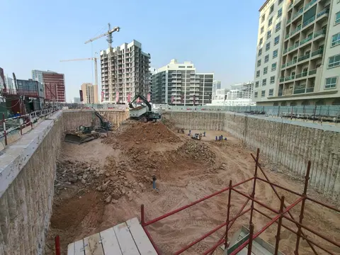 Ход строительства Cove Edition Residence 5, DubaiLand Residence Complex — 3 декабря 2025, готовность 3.67%, снимок 2 из 3