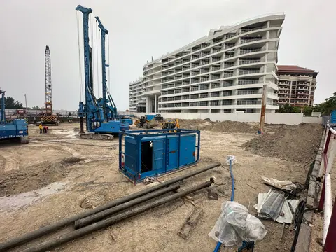 Maison Margiela Residences, Palm Jumeirah construction progress — 31 March 2026, 4.05% complete, photo 2 of 10