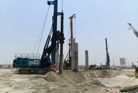 Chelsea Residences 2 by Damac, Maritime City construction progress — 6 August 2026, 5.44% complete, photo 1 of 6