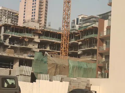 Ход строительства Lridian Park 1, Jumeirah Village Circle — 17 августа 2026, готовность 32,82%, снимок 2 из 7