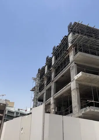 Ход строительства Solanki One, DubaiLand Residence Complex — 19 мая 2026, готовность 21,68%, снимок 5 из 5