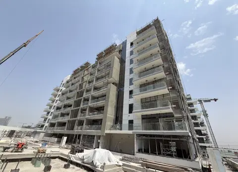Ход строительства Azizi Riviera 64, Azizi Riviera — 7 сентября 2026, готовность 83.82%, снимок 3 из 11
