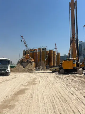Jumeirah Residences Emirates Towers, Trade Centre Second construction progress — 22 June 2026, 1.32% complete, photo 3 of 10