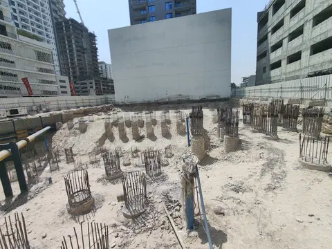 Ход строительства The Borough, Jumeirah Village Circle — 11 августа 2026, готовность 5,45%, снимок 2 из 2