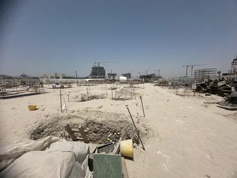 Flora Bay, Dubai Islands construction progress — 22 June 2026, 3.81% complete, photo 3 of 5