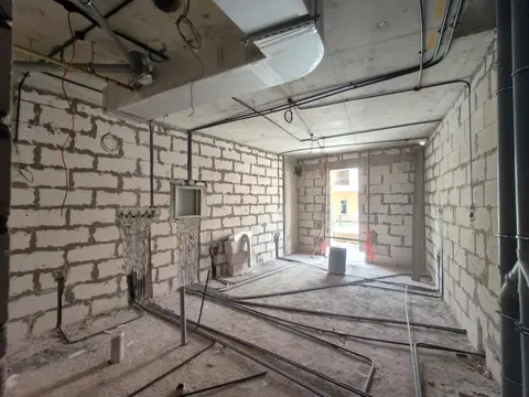 Ход строительства Xenia Residences, JVC District 13 — 23 апреля 2026, готовность 42,11%, снимок 6 из 10