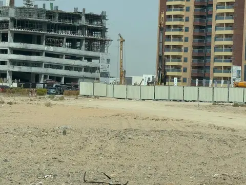 Ход строительства Saray Prime Residence, DubaiLand Residence Complex — 5 ноября 2025, готовность 0.00%, снимок 1 из 6