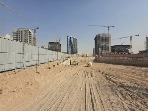 Ход строительства Saray Prime Residence, DubaiLand Residence Complex — 21 сентября 2026, готовность 2.22%, снимок 2 из 4