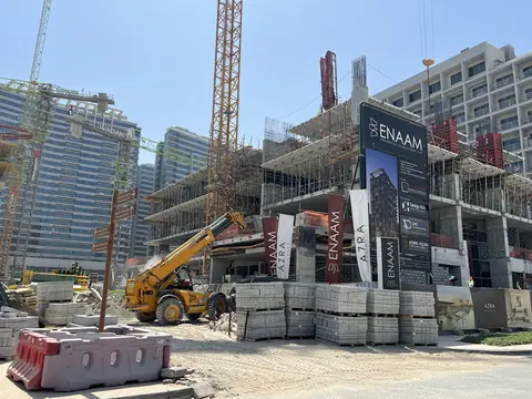 Azra Residence, DubaiLand Residence Complex construction progress — 11 June 2026, 20.02% complete, photo 4 of 12
