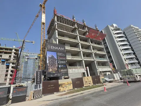 Azra Residence, DubaiLand Residence Complex construction progress — 21 September 2026, 27.51% complete, photo 3 of 7