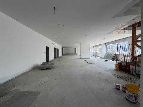Ход строительства Purvanchal Triana Residences, Jumeirah Garden City — 3 августа 2026, готовность 26,44%, снимок 12 из 27