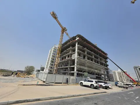 Ход строительства Khk 31, DubaiLand Residence Complex — 31 августа 2026, готовность 25,84%, снимок 6 из 7