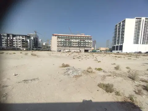 Ход строительства Sol Terra Gardens, Jumeirah Village Circle — 23 октября 2025, готовность 0.00%, снимок 2 из 4