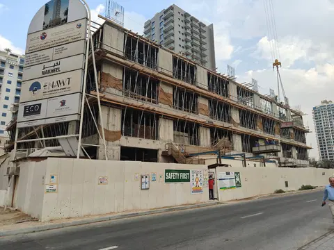 Ход строительства Hearth Heights By Enawt Real Estate Development, Jumeirah Village Circle — 18 декабря 2025, готовность 15.87%, снимок 2 из 8